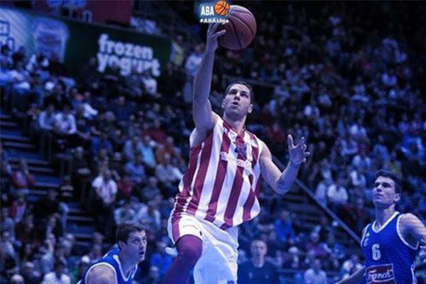 球迷打出巨 球迷打出巨