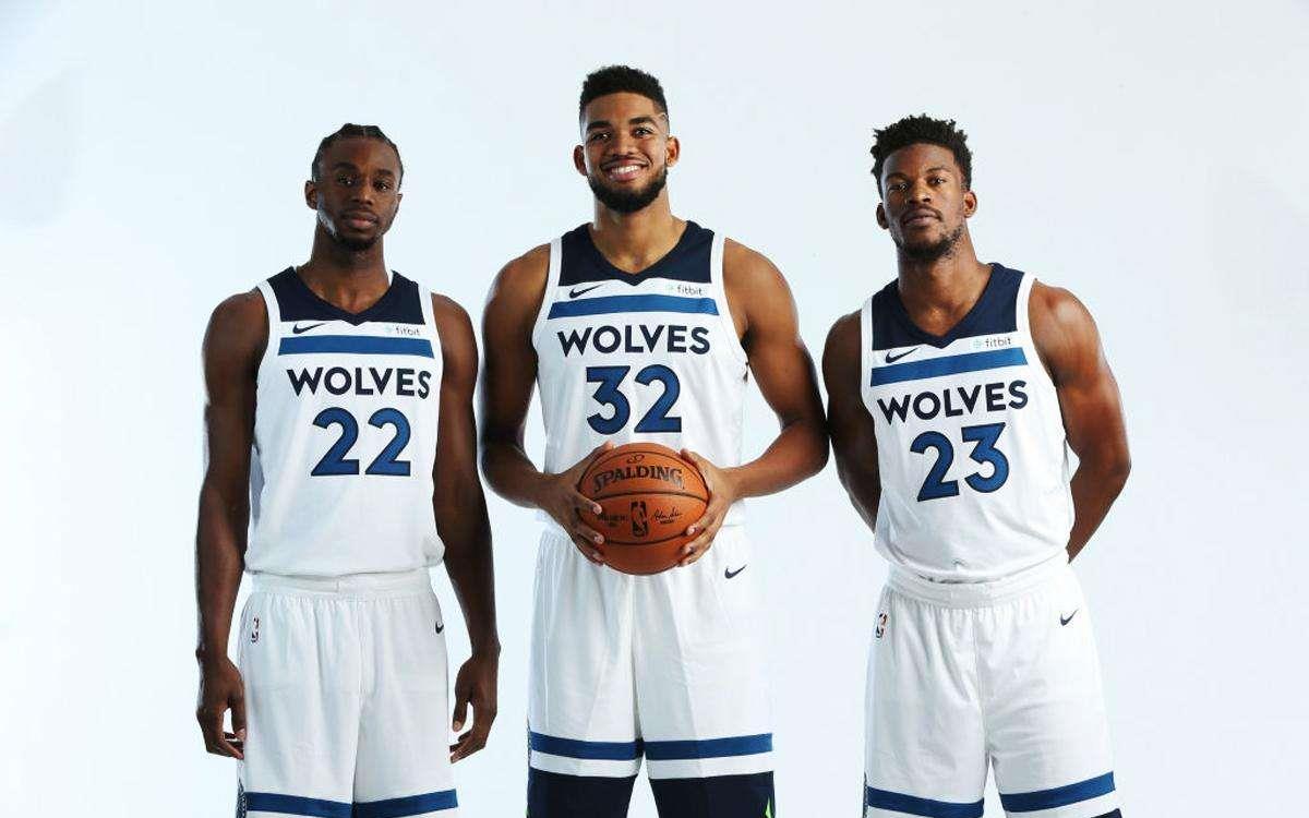 等到对手辅 等到对手辅